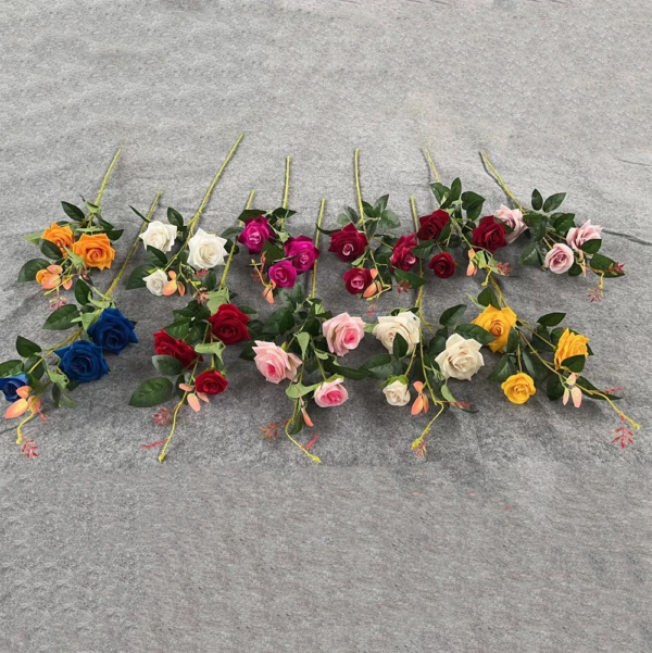 China Artificial Flowers 3 Heads Flannel Rose